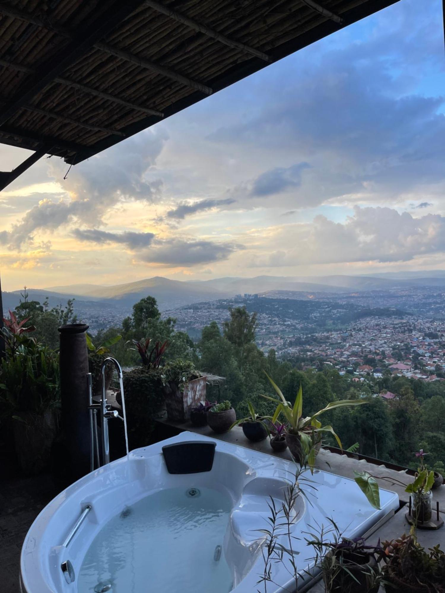 Eagle View Lodge - Kigali Exterior photo